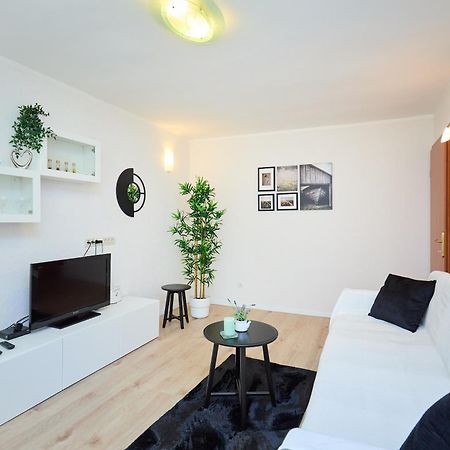 Apartment Promenada- 4Pax With Parking Dubrovnik Eksteriør bilde